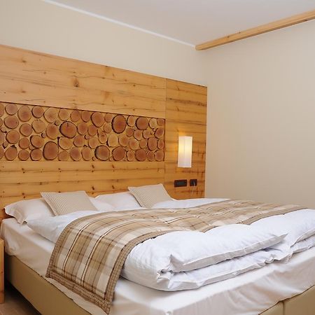 Residence Marisol Camere & Appartamenti - Mezzana Centre Dış mekan fotoğraf