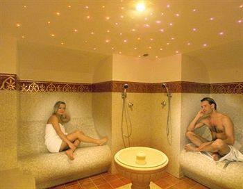 Residence Marisol Camere & Appartamenti - Mezzana Centre Dış mekan fotoğraf