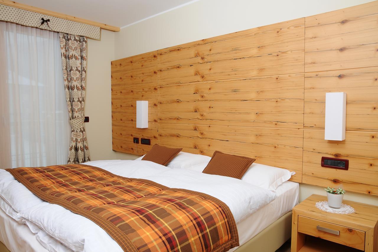Residence Marisol Camere & Appartamenti - Mezzana Centre Dış mekan fotoğraf
